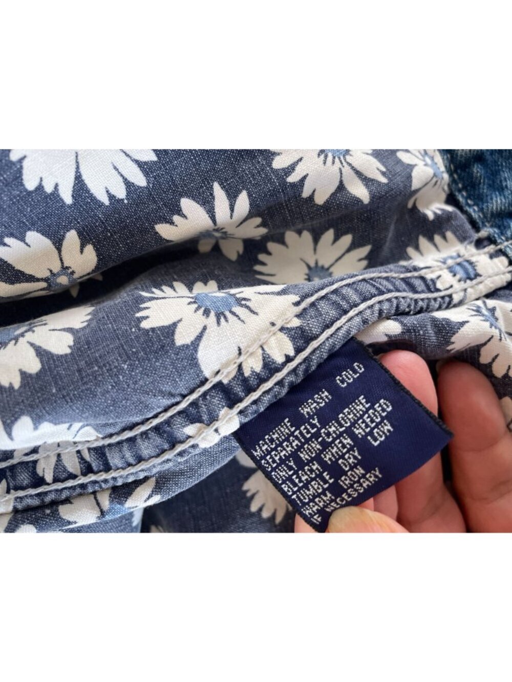 Gap 1969 Denim Jacket Women’s XL Navy Blue Trucker White Daisy Floral Interior - Picture 11 of 11